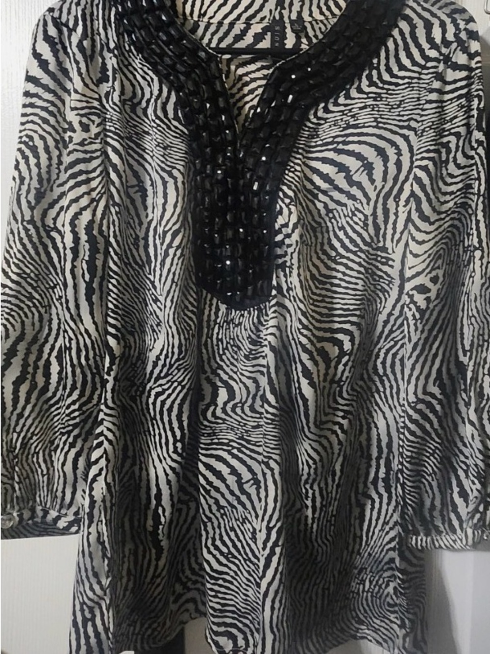 Cato -Black & White Zebra-Print Tunic with Beaded Placket